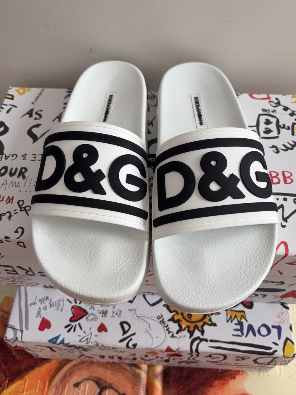 Dolce & Gabbana White Slides with Black D&G Logo sz 39